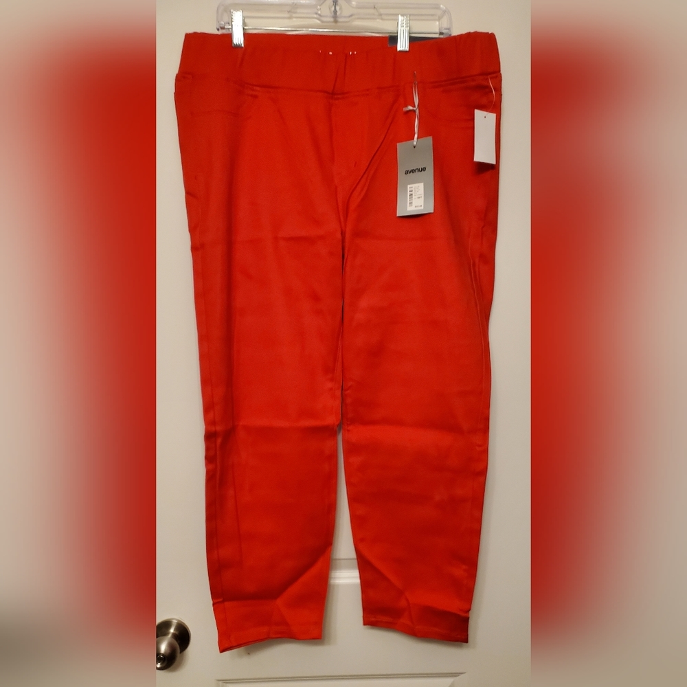 NWT Avenue Butter Denim Ankle Length Red Pants